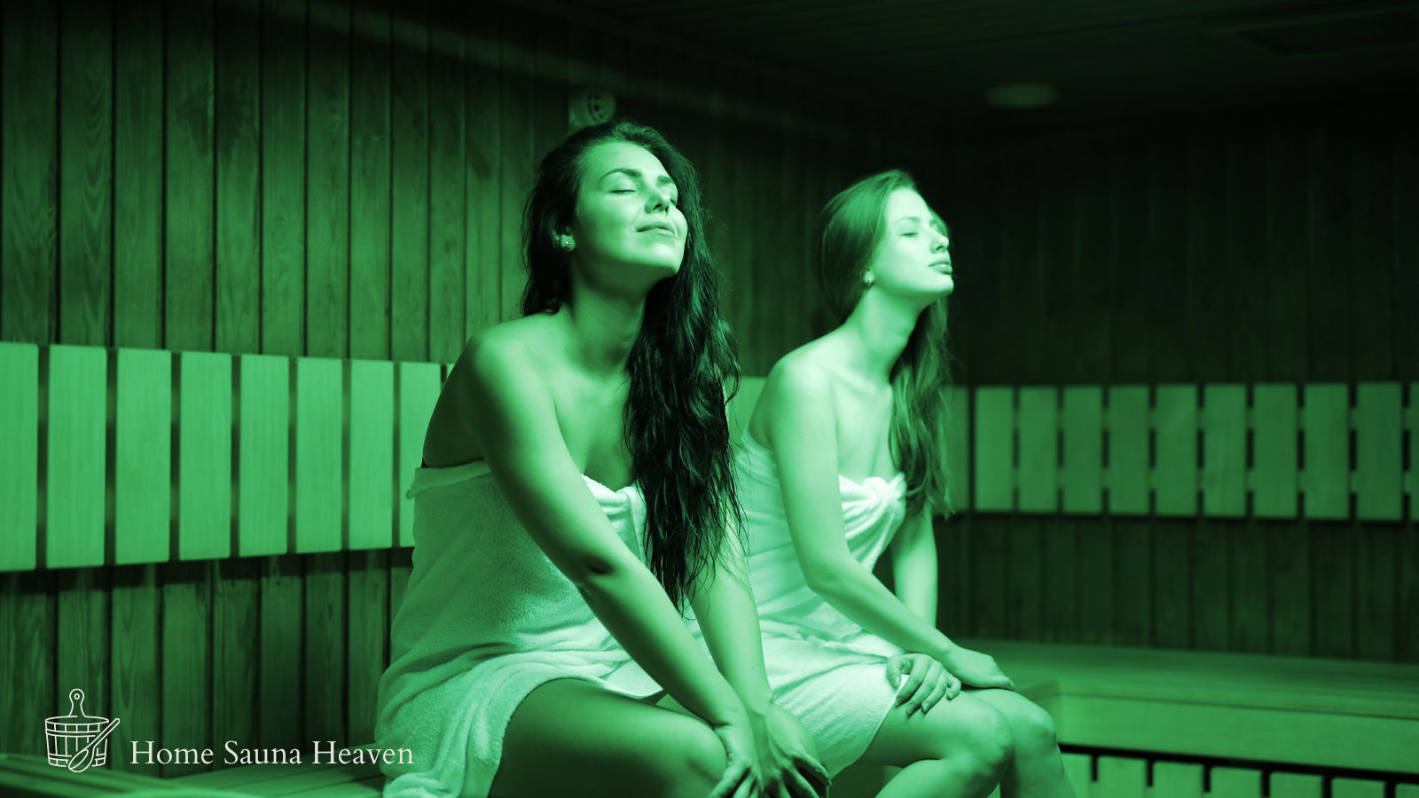 women in a sauna enjoying chromotherapy